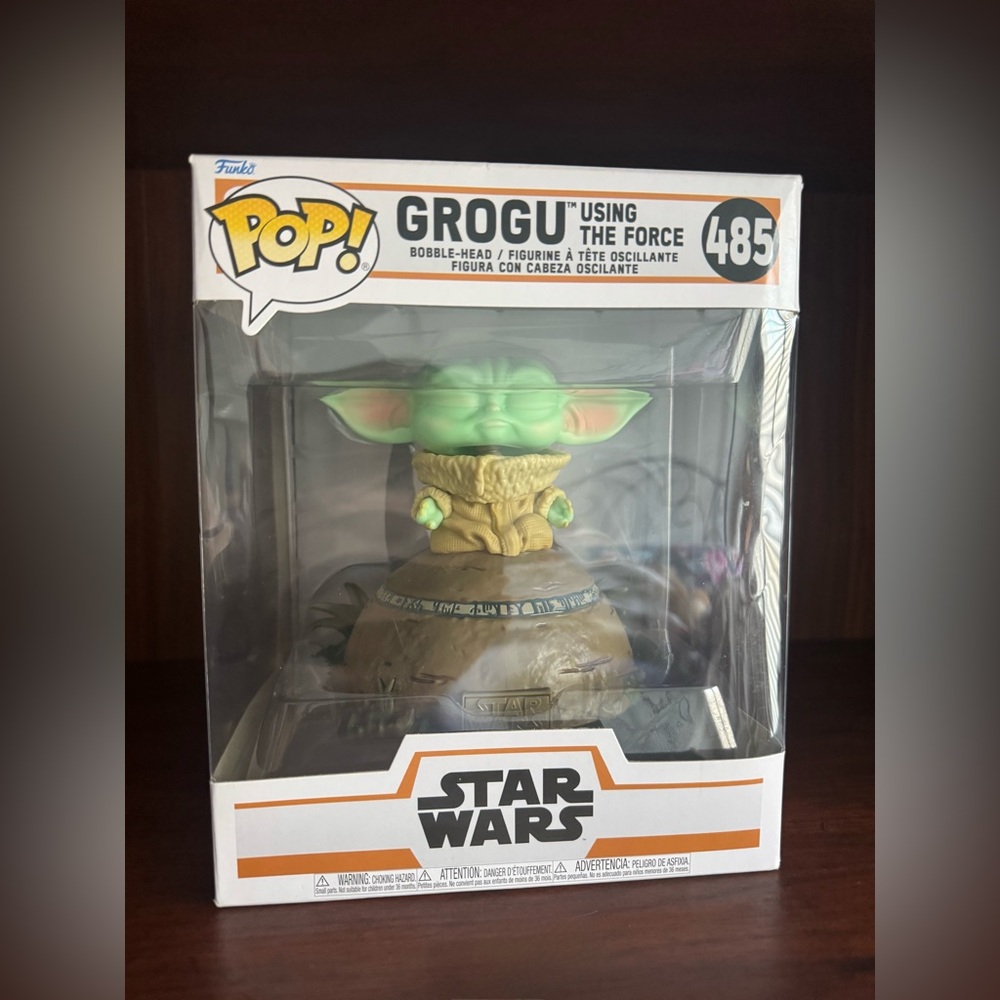 FUNKO POP Grogu Using the Force #485